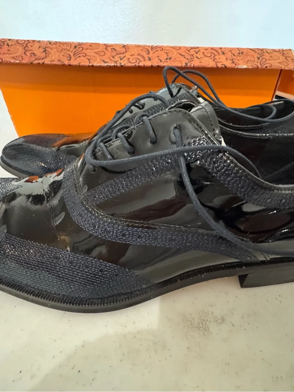 TALLIA sleek black